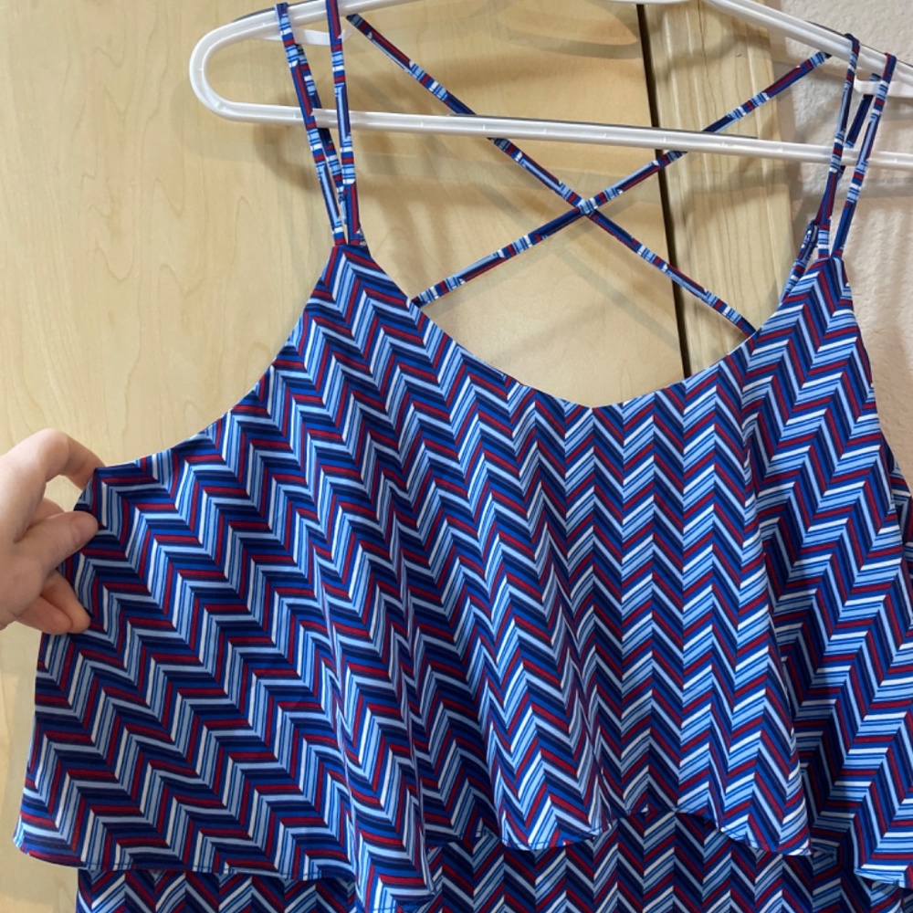 Women Large Pretty Red White Blue Chevron Spaghetti Strap Spring Tank Top Summer - Picture 2 of 6